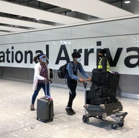 Liste rouge de voyage supprimée et fin de la quarantaine des hôtels, mais test des restrictions pour rester