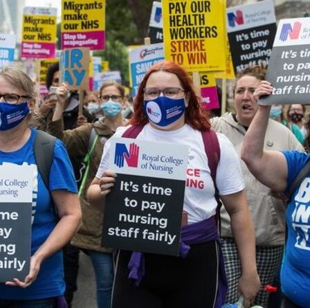 Offrez à nos infirmières un bonus salarial !  Principaux appels du Royaume-Uni alors que la France distribue une récompense de 100 € par mois