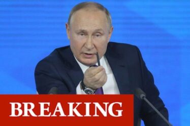 Poutine envoie un avertissement terrifiant à l'UE alors que les prix du gaz montent en flèche et que les troupes russes s'amassent sur le pas de leur porte