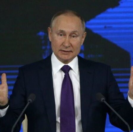 « Retour aux oppresseurs soviétiques » Poutine sur le sentier de la guerre avec l'Occident après une décision « confrontationnelle »