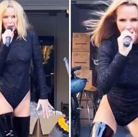 Amanda Holden, 50 ans, suscite la frénésie alors qu'elle se déshabille en body affichant une silhouette époustouflante