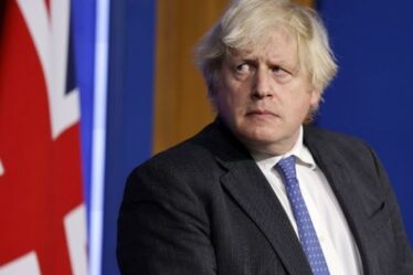 Boris Johnson célèbre l'anniversaire du Brexit et promet d'aller « plus loin et plus vite »