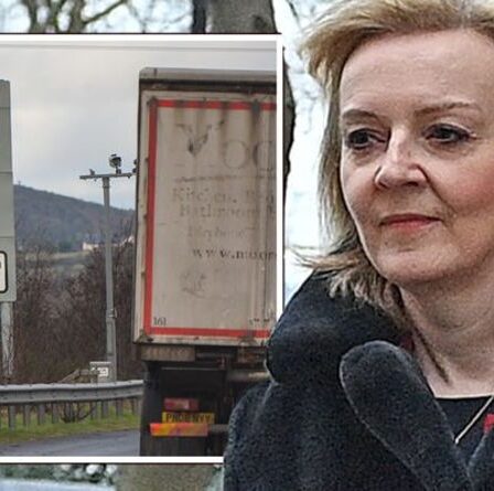 Brexit EN DIRECT : Liz Truss face au Royaume-Uni "effondré" - nouvelle menace de faire exploser le plan directeur