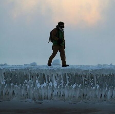 Météo aux États-Unis : 34 personnes secourues après avoir été bloquées sur un bloc de glace flottant pendant 90 minutes