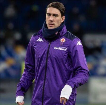 Newcastle a rencontré le "refus immédiat" de Dusan Vlahovic malgré l'offre d'un énorme salaire à la star