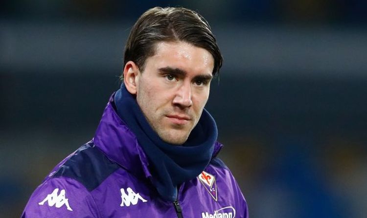 Transfer news LIVE: Arsenal fait une offre à Vlahovic, les Spurs en pourparlers avec Adama, Haaland s'ouvre