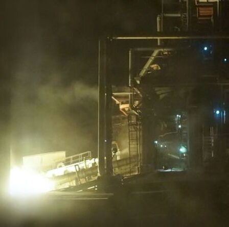 Une pièce de fusée russe fait une rentrée incontrôlée dans l'atmosphère terrestre