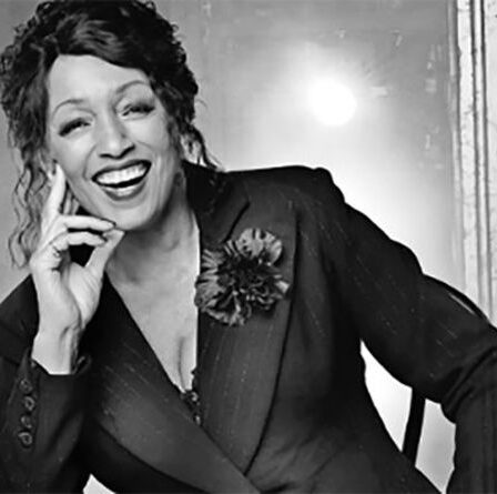 Sheila Ferguson assume le rôle emblématique de Mama Morton dans la comédie musicale à succès Chicago