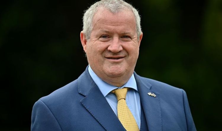 Ian Blackford demande des fonds d'urgence pour faire face à la crise du coût de la vie "en spirale" des conservateurs