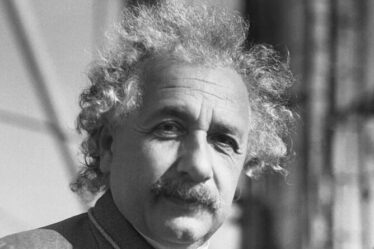 Le mystère d'Einstein résolu après 100 ans alors que des experts font une percée étonnante sur la relativité