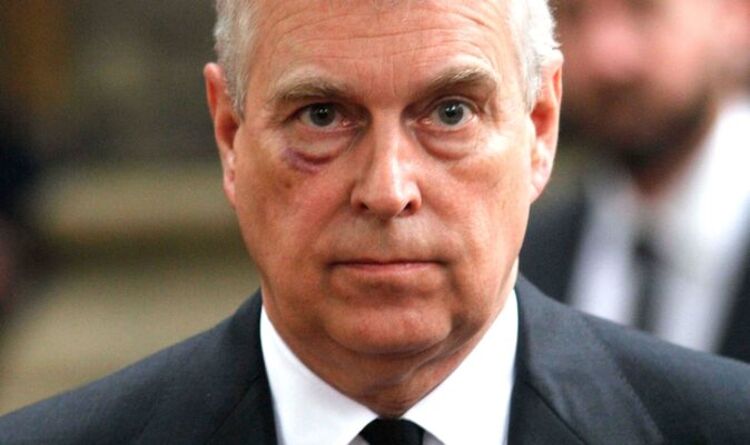 Le retour aux fonctions du prince Andrew serait un «cauchemar royal» et une «confiance dommageable» dans Firm