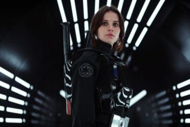 Star Wars: la star de Rogue One, Felicity Jones, "en pourparlers pour le retour de Jyn Erso"