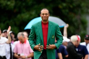 Tiger Woods laisse tomber l'indice Masters 2022 alors que les fans remarquent l'inclusion du champ