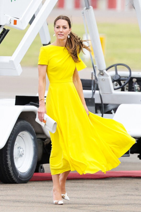 kate middleton robe jaune jamaïque 