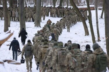 "Je ne pense pas qu'ils aient prévu !"  Les troupes russes meurtries par des engelures lors de l'invasion de l'Ukraine