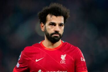 L'icône de Liverpool s'inquiète pour Mohamed Salah de ne pas signer de contrat en tant que star vantée pour le Real Madrid