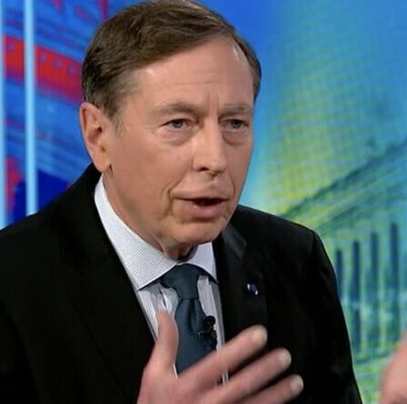 "Très inhabituel" L'ex-chef de la CIA explique pourquoi six généraux russes ont déjà été tués