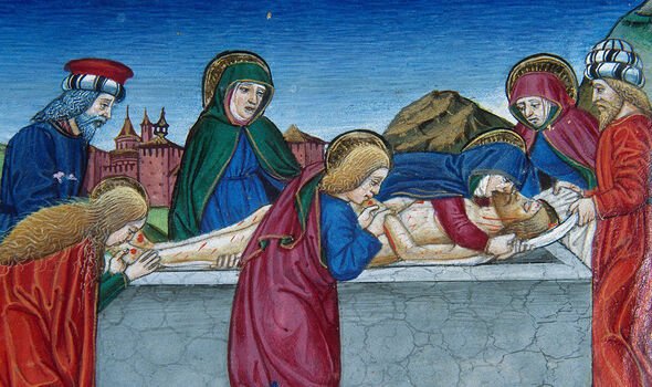Art médiéval : Le corps de Jésus est enveloppé dans un tissu