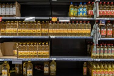 Crise pétrolière des supermarchés: les grands magasins imposent le rationnement alors que les craintes grandissent quant à la sécurité alimentaire au Royaume-Uni