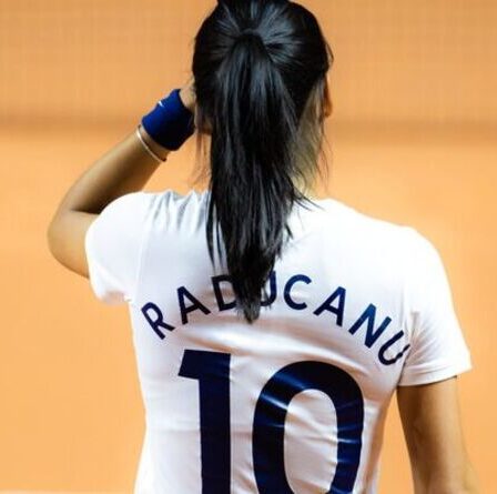 Emma Raducanu explique pourquoi elle portait le maillot de Tottenham et nomme ses deux joueurs préférés