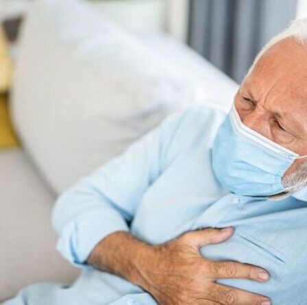 Horreur de Covid: une personne sur cinq présentant de longs symptômes souffre de problèmes cardiaques six mois plus tard