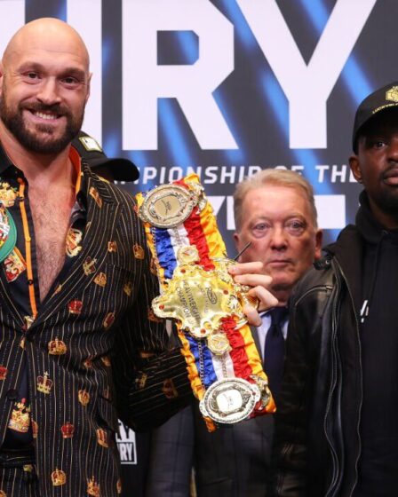 John Fury donne à Dillian Whyte 1% de chance de battre son fils Tyson alors qu'il fait une blague sur le Grand National