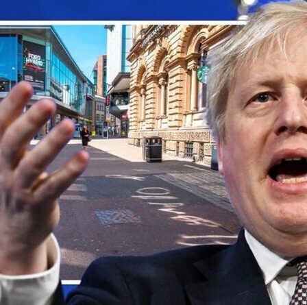 La sous-variante Omicron «à la Frankenstein» suscite la panique du verrouillage alors qu'elle se propage à travers le Royaume-Uni