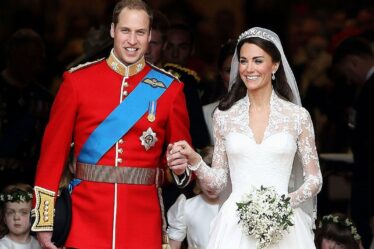 Les fans royaux boivent à Kate et William "gentils et courageux" à l'occasion de leur anniversaire de mariage