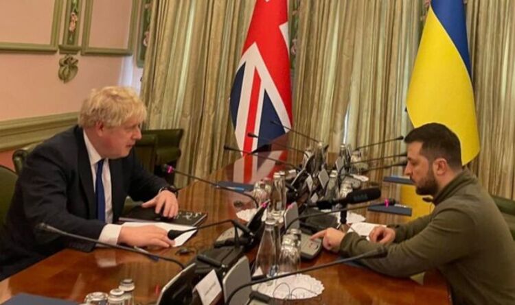 'Surprise!'  Boris rencontre Zelensky à Kiev alors que le Premier ministre montre la "solidarité" britannique envers l'Ukraine