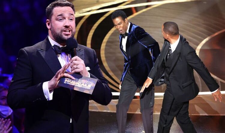 "Vos cheveux sont ravissants" Jason Manford plaisante à propos de la gifle de Will Smith aux Oscars aux Olivier Awards