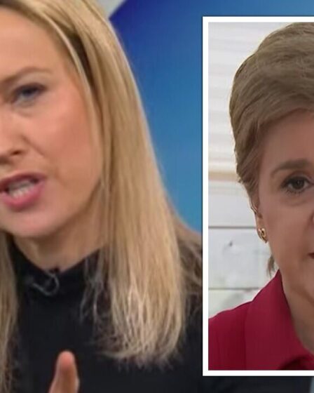 'Comment ça peut aller si mal !'  Sturgeon humilié alors qu'elle est rôtie sur une énorme "incompétence"