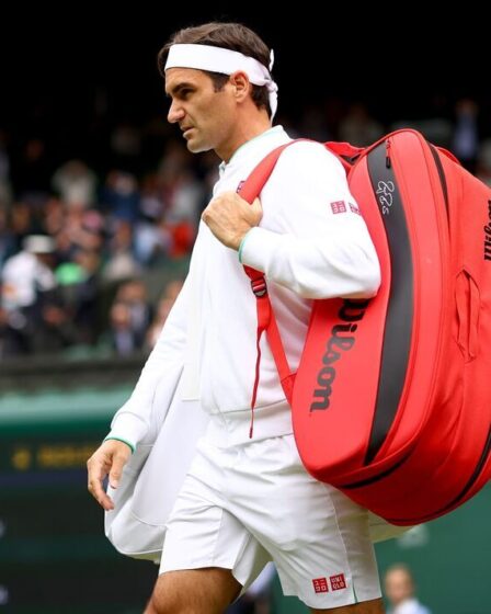 La prédiction de retraite de Roger Federer faite par John McEnroe alors qu'une icône jette un doute sur son retour