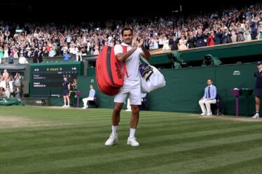 Roger Federer sur la bonne voie pour un retour au tennis alors que la décision surprise de Wimbledon est taquinée