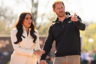 Royal Family LIVE: "Étonnants" Harry et Meghan s'envolent pour le Royaume-Uni "pour un grand événement de relations publiques royales"