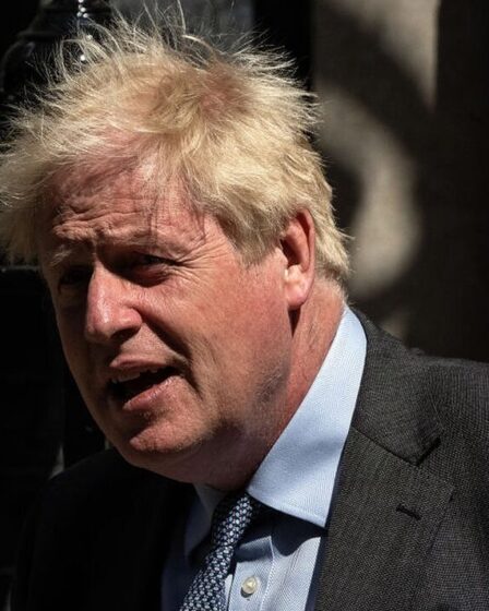 Boris fustigé par Bruxelles pour l'accord détesté sur le Brexit - "Il ne sera peut-être plus là beaucoup plus longtemps"