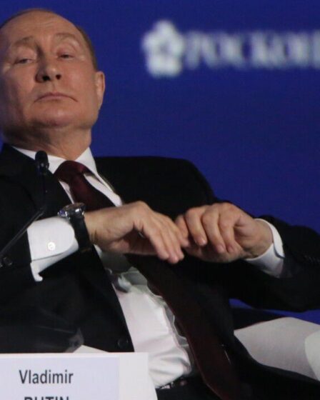 Ukraine EN DIRECT: Poutine est parti le visage rouge sur sa propre scène après que son allié clé ait rejeté ses revendications de guerre