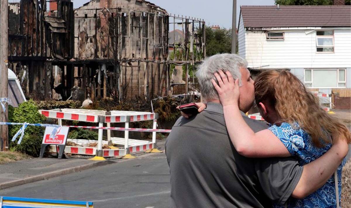 La maison du couple complètement détruite dans un incendie dévastateur