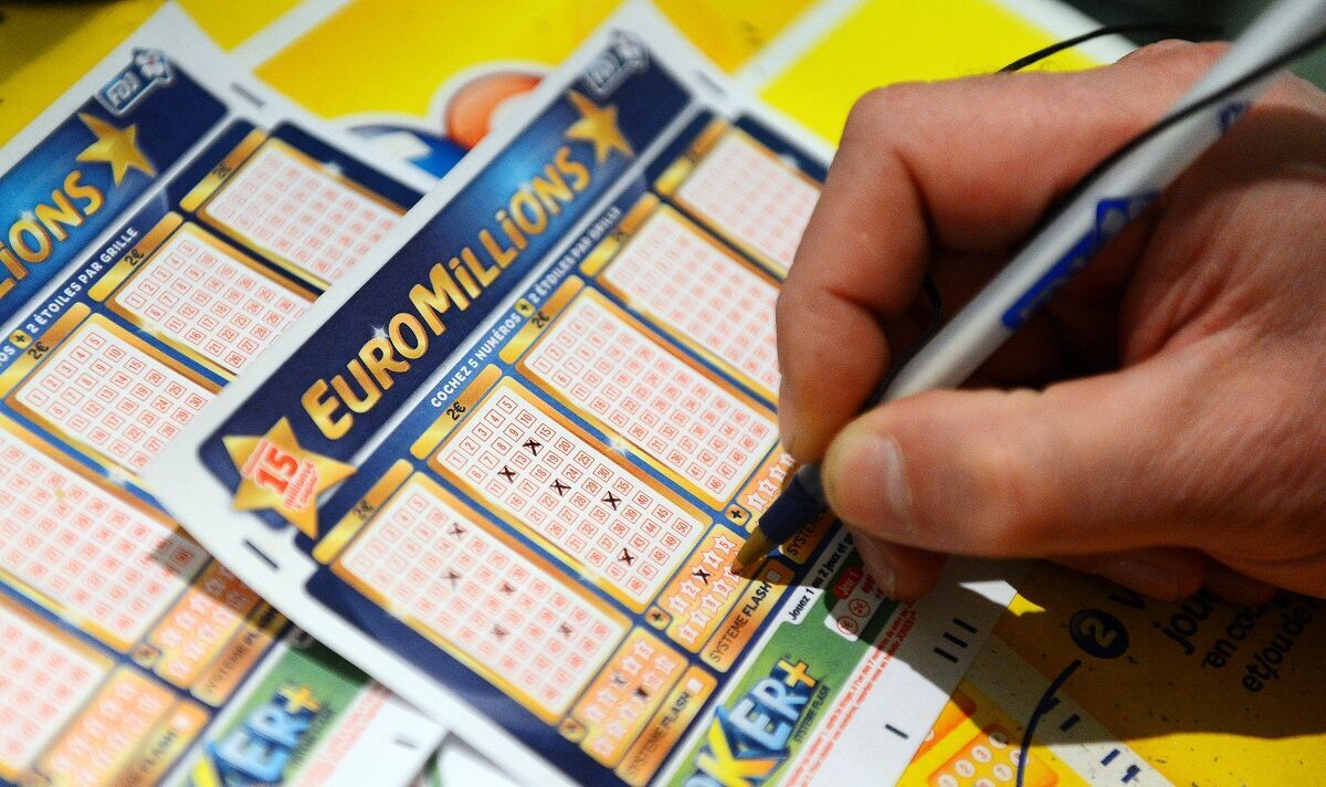 Le jackpot de 186 millions de livres sterling de l'EuroMillions à gagner lors du tirage de mardi