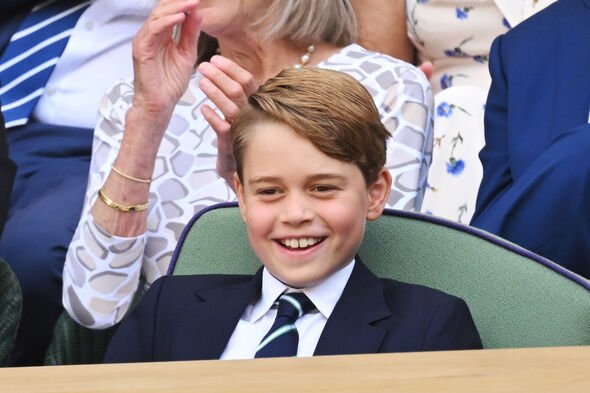 Prince George souriant à Wimbledon