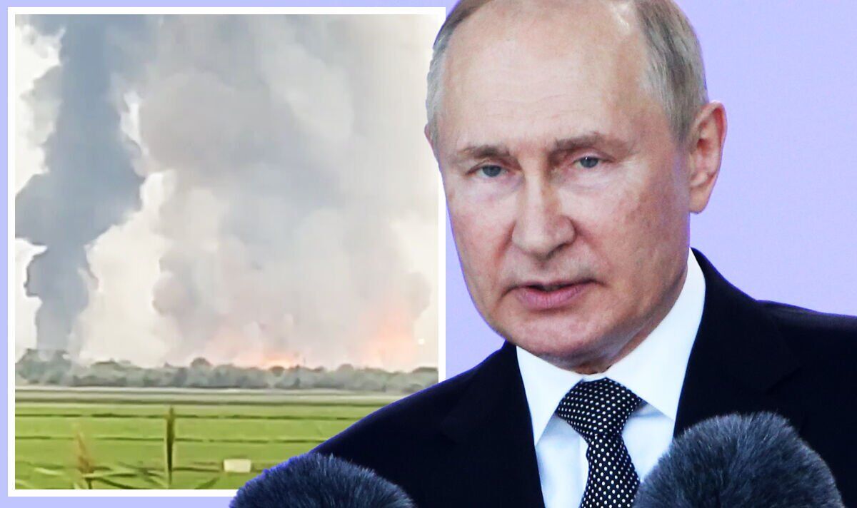 Ukraine EN DIRECT: Des panaches de fumée noire alors qu'UNE AUTRE base aérienne russe a explosé des heures après l'explosion