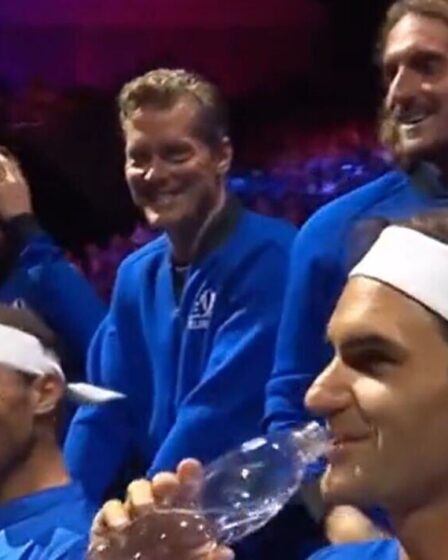 Novak Djokovic laisse Roger Federer et Rafael Nadal en points de suture lors du match de Laver Cup