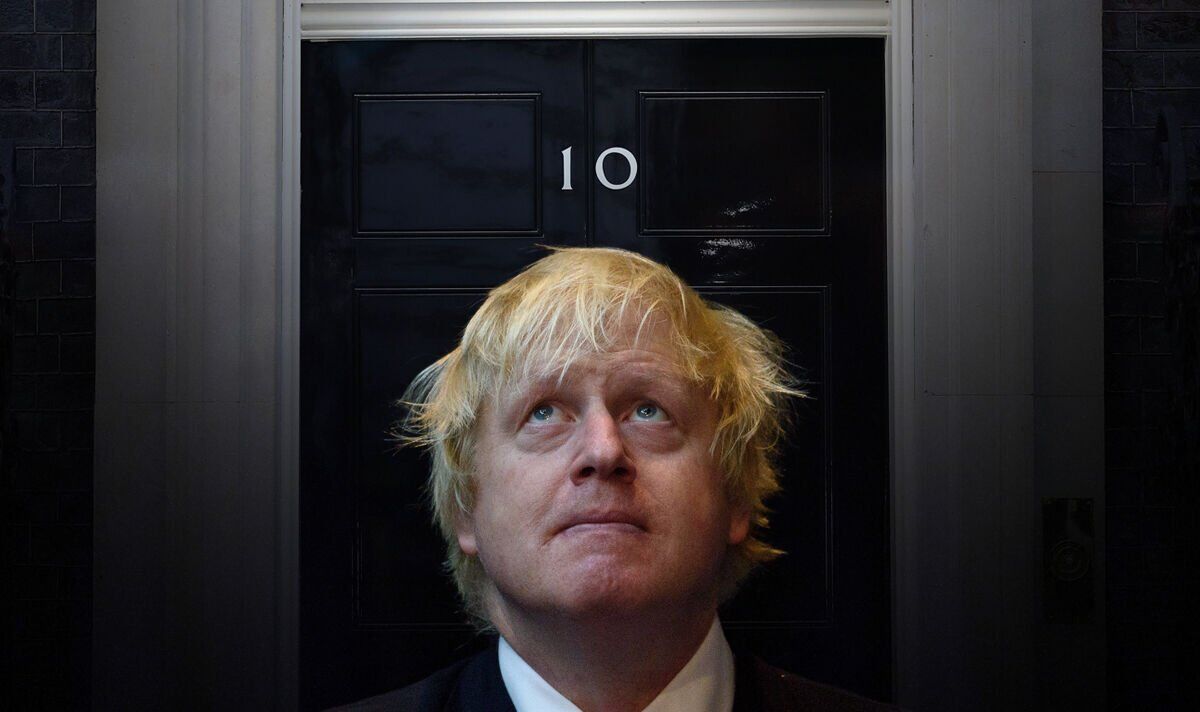 La direction conservatrice EN DIRECT: Boris rompt le silence pour jeter un chapeau sur le ring en disant "Je suis partant"