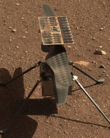 Les experts de la NASA sont restés déconcertés après avoir repéré un objet bizarre collé au pied de l'hélicoptère de Mars