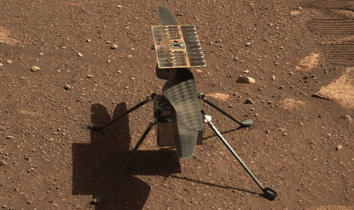Les experts de la NASA sont restés déconcertés après avoir repéré un objet bizarre collé au pied de l'hélicoptère de Mars