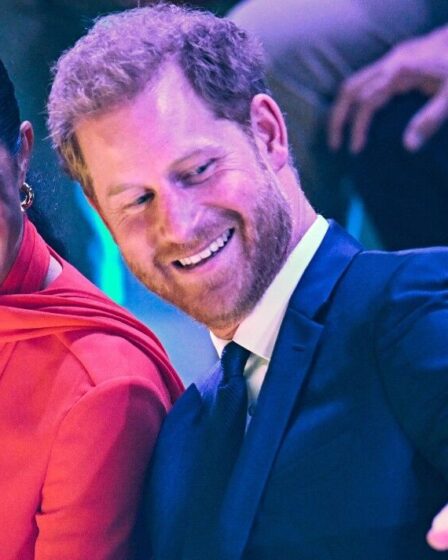 Royal Family LIVE: "Moment joyeux" entre Harry et Meghan capturé dans de nouvelles photos