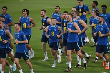 Coupe du monde EN DIRECT: Kyle Walker exclu du choc contre l'Iran alors que les stars anglaises ont la même plainte