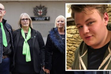 La famille de Harry Dunn "horrifiée" par le chauffeur américain qui l'a tué n'assistera pas à la condamnation au Royaume-Uni