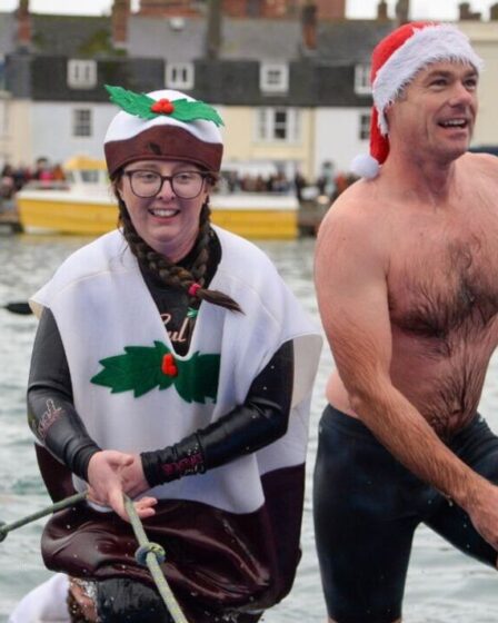 Les Britanniques se préparent à un plongeon festif avertis de la baignade dans les eaux usées alors que les entreprises des eaux déversent des déchets sur les rives