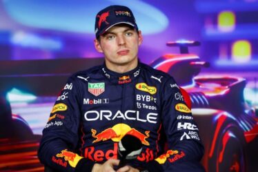 Max Verstappen explique pourquoi il s'est "excusé plusieurs fois" auprès de Red Bull après le changement de plafond budgétaire