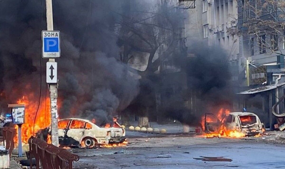Ukraine EN DIRECT: Poutine déchaîne l'horreur de la veille de Noël dans une nouvelle vague de bombardements sur Kherson